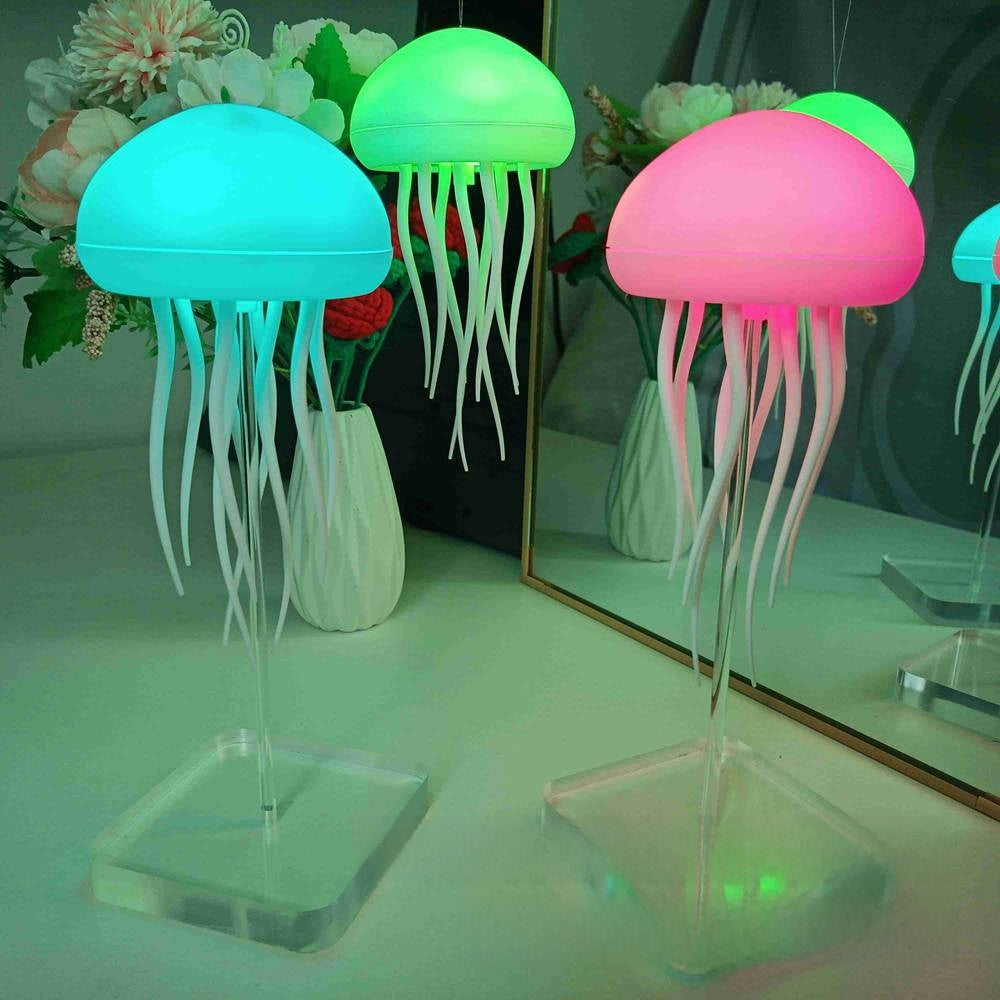 Voice-Activated Jellyfish Lamp with Color Gradient